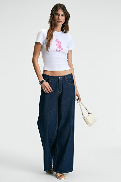 GRIMELANGE Athea Women's Crew Neck Short Sleeve Front Printed Slim White - Pink Printed T-Shirt