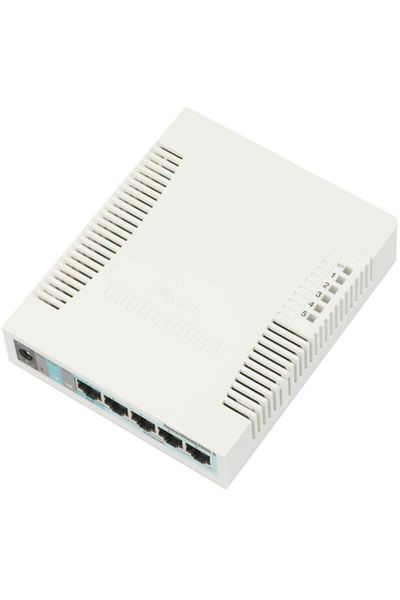 MIKROTIK SWITCH RB260GS, 5xLAN Gigabit, SFP cage, SMART, plastic case ,SwOS