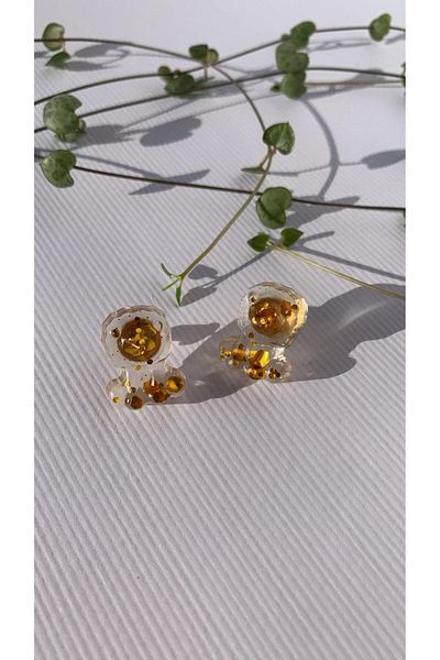 MISS GOLDEN Transparent Gold Glitter Decorated Lion Shape Epoxy Earrings with Gold Accessories Handmade Gift