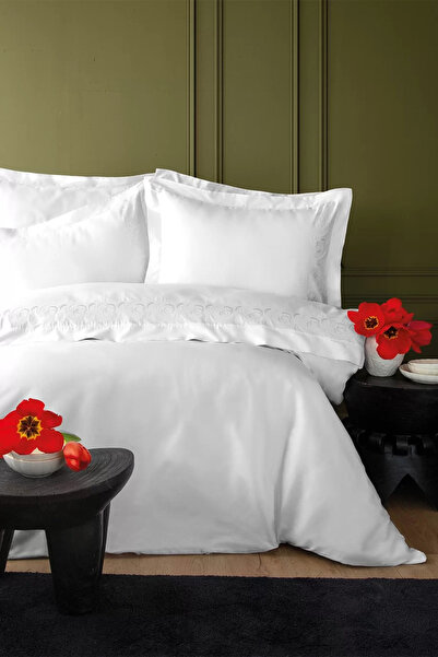 İssimo Home Clare Embroidered 300 Tc (120 Thread Count) Cotton Satin Duvet Cover Set Double