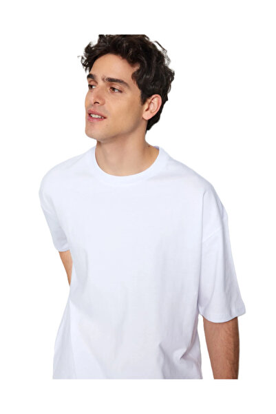 Beyaz Erkek Oversize/Geniş Kesim Kısa Kol Sade %100 Pamuklu T-Shirt