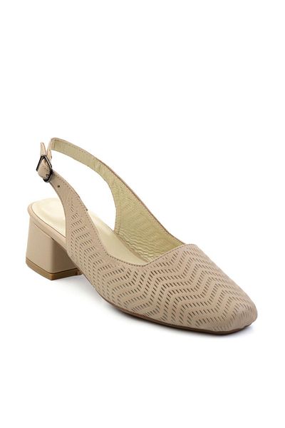 Bambi Beige Leather Women's Classic Heeled Shoes K01531252103