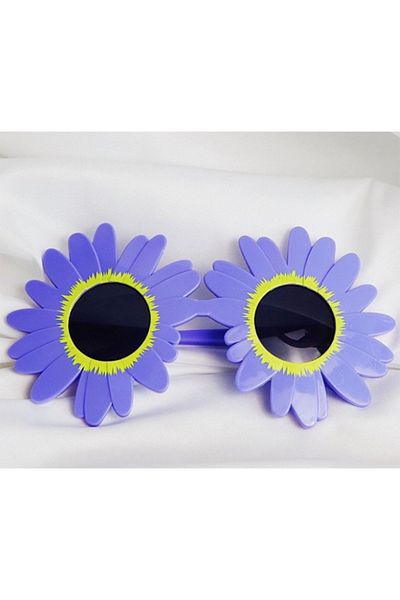 Skygo Purple Color Daisy Shaped Party Glasses 18x10 cm
