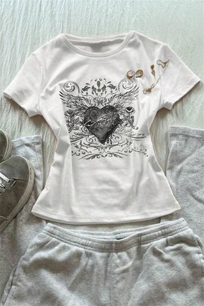 Karakedi White Gothic Heart Harajuku Y2K Short Sleeve Crop