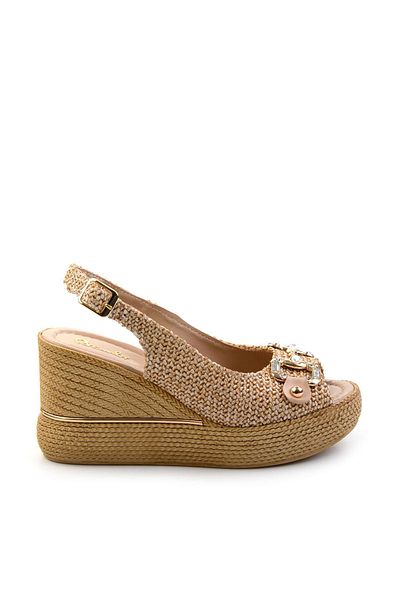 Bambi Beige Women's Sandals K05688015228
