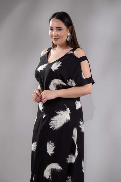 Roxxlen 3330465 Shoulder Detailed Dress Black