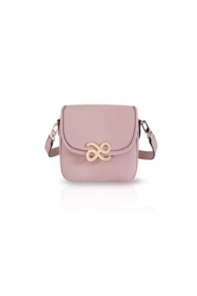 The House Of Little Bunny - مسافر صغير