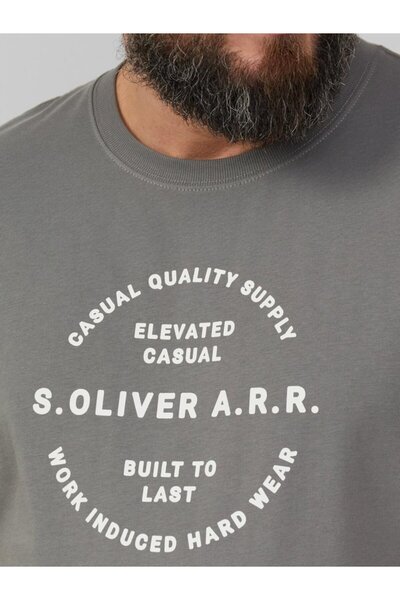 s.Oliver Big Sizes Men's big size T-shirt with scoop neck, logo print, Dark Grey