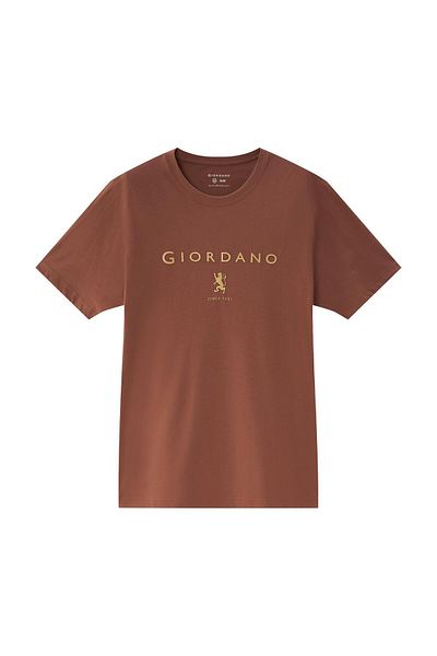 Giordano تي شيرت رجالي بقصّة Slim Fit من القطن وطبعة توقيع مميزة