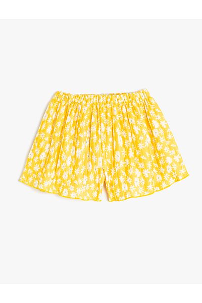 Koton New Season Elastic Waist Floral Patterned Pleated Shorts