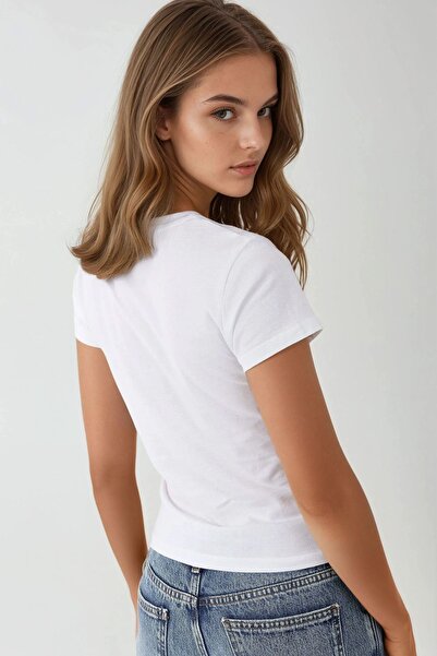 Hiccup Μπλουζάκι με στρογγυλή λαιμόκοψη με στενό σχέδιο