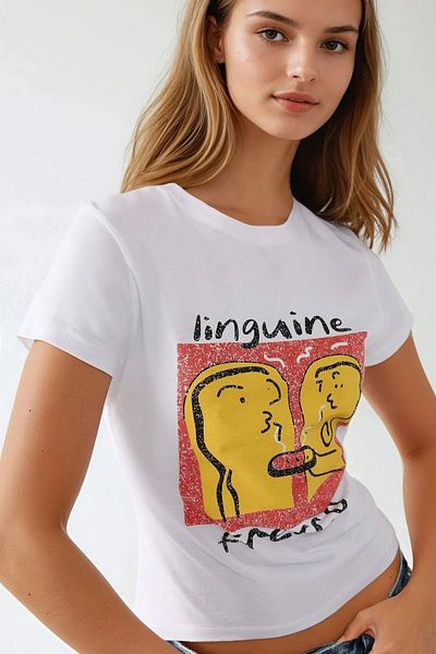 Hiccup Tricou cu decolteu rotund cu model slim