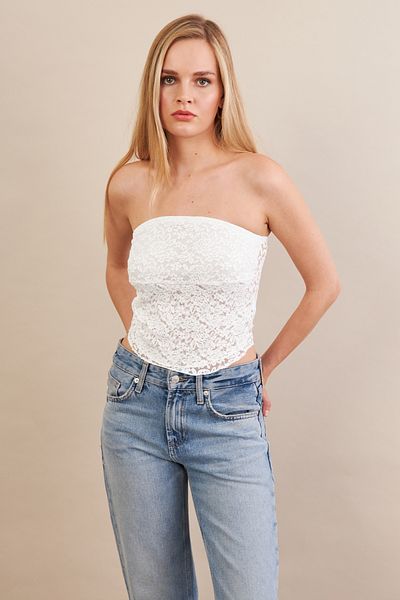 Cool & Sexy Γυναικεία Λευκή Στράπλες Δαντελένια Μπλούζα ZH125