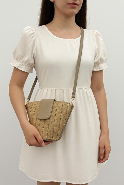 Timeless Stylish Shoulder & Crossbody Bag with Straw Texture – Beige/Taupe