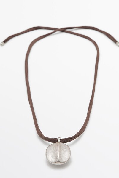 Massimo Dutti Yaprak ve ipek ip kolye