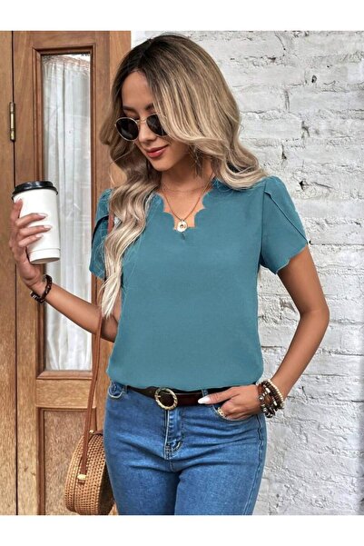 ALPACO Bluză din crep importat cu mânecă scurtă și decolteu în V cu laser -COLLECTION