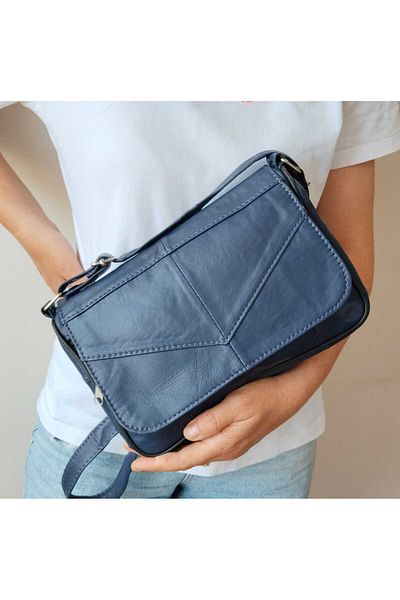 atter GENUINE LEATHER WOMEN'S BAG (26CM X 18CM)