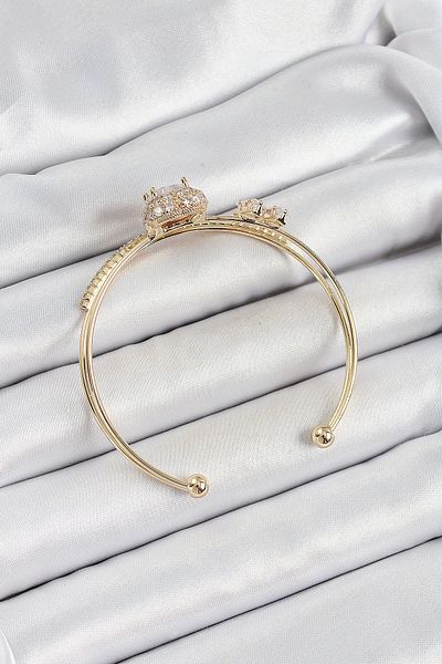 Clariss Brass Gold Color Heart Zircon Stone Women's Bracelet