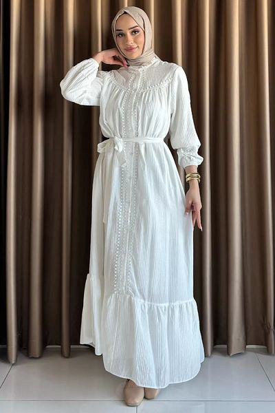 julude Rochie hijab albă, cu nasturi, cu volane, cu detaliu de centură