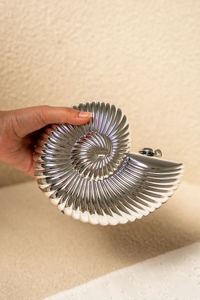 LAMİNTA Geanta pentru rochie de seara cu detaliu melc Argintiu