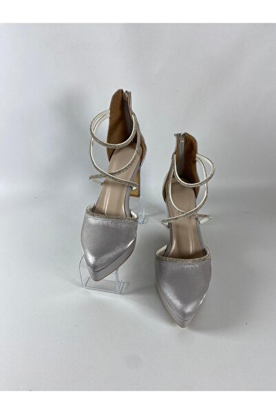 DİVA Kadın Önü Kapalı Bileği Saran Topuklu Ayakkabı