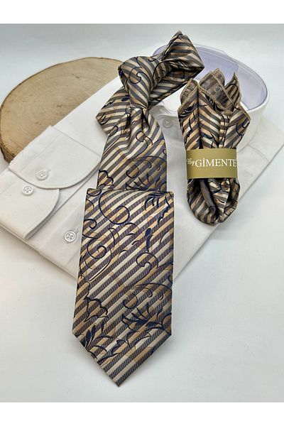 Gutiero Classic Tie with Gray Paisley Patterned Handkerchief
