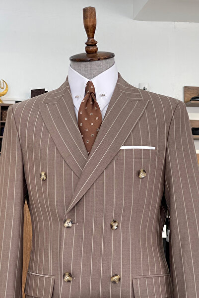 NAZEF Dar Kesim Sivri Yaka Çizgili Kruvaze Açık Kahverengi Yazlık Takım Elbise