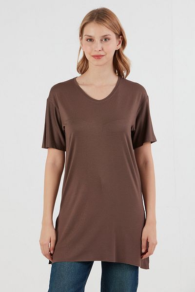 Fulla Moda Basic φαρδύ μπλουζάκι Lycra με λαιμόκοψη V με σκισίματα στα πλαϊνά