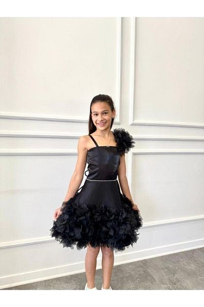 Zekids Girl's Shoulder and Hem Flower Detailed Design Evening Dress