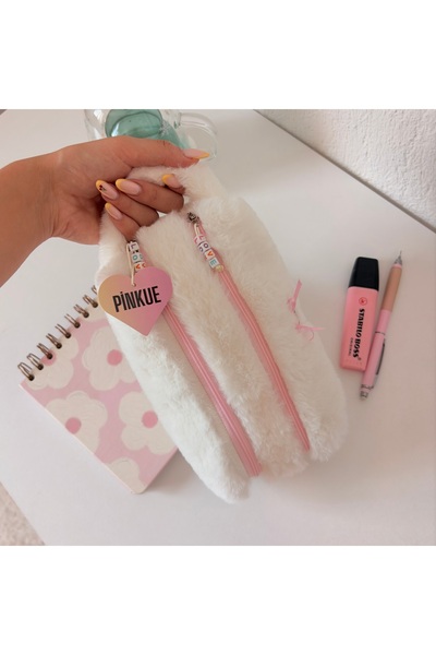 PİNKUE Double Pink Softy Kalemlik/ İki fermuarlı/ Çift bölmeli/ Makyaj Çantası/ Beyaz peluş/ Tüylü
