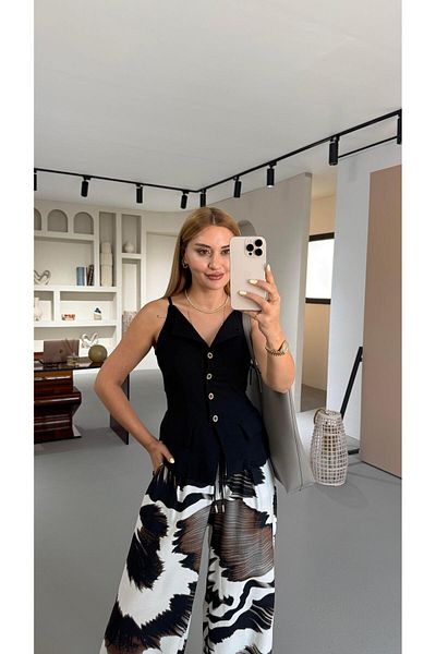 Sezgi Tekin Ornamental Pocket Detail Black Vest with Adjustable Waist