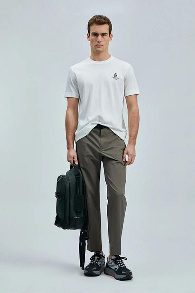 Lufian Olivia Modern Graphic T-Shirt Off White
