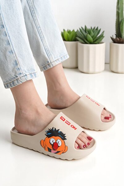 muhhu moda Slippers Comfortable Fit (Sesame Street) Patterned