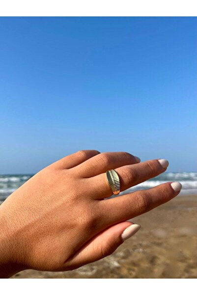 Zerys Jewelry خاتم ذهبي اللون قابل للتعديل مع تفاصيل خطية