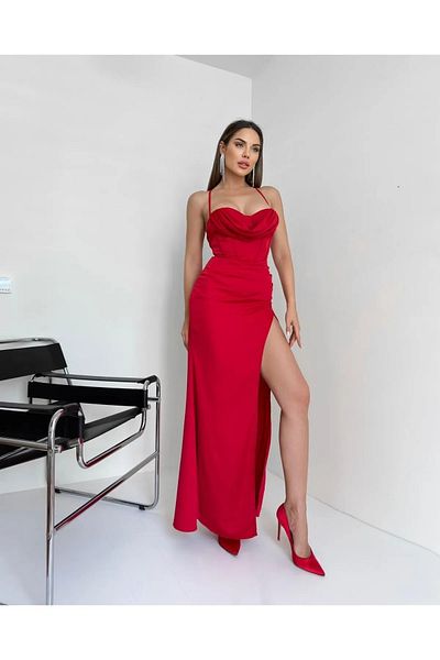 FASHION COCKTAIL Μακρύ βραδινό φόρεμα με κορσέ πλάτη, βαθύ αριστερό σχιστό σατέν λουράκι