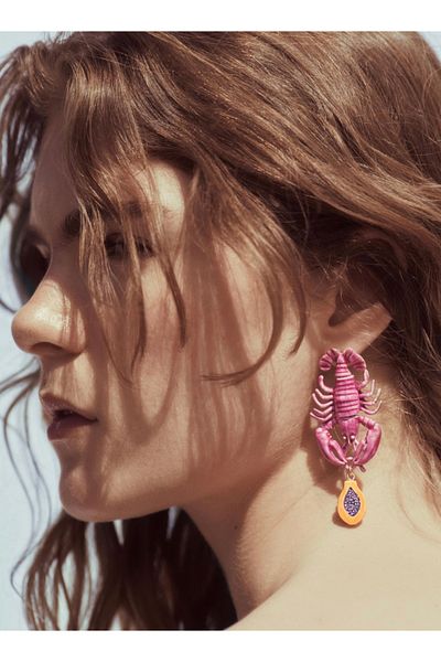 Aka Zr Model Pink Lobster Earrings