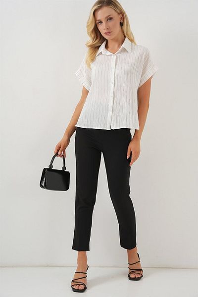 leyla sanat sanata yeni bir bakış açısı Leyla Sanat Sanata a New Perspective Striped Short Sleeve Shirt 20327 - White