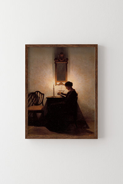 epiqart Kitap Okuyan Kadın - Ahşap Desenli Çerçeve