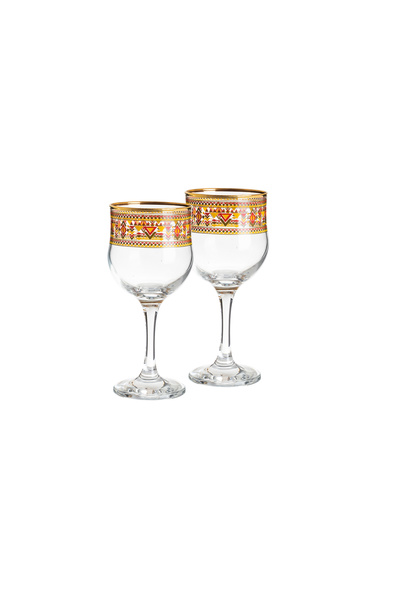 Dania A set of juice glasses made of pure Turkish glass with a beautiful and elegant traditional engraving. Capacity: 210 ml.