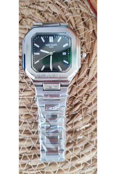 Universal Patek Philippe Men's Wrist Watch