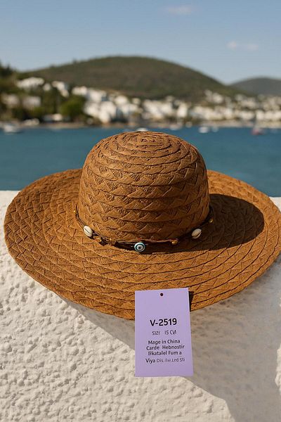 kabancım Natural Straw Wide Brim Summer Hat with Seashell
