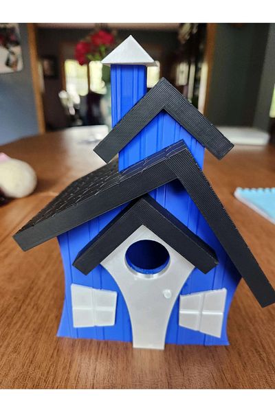 HasFar Tech Modern Designed Red Bird House – Stylish and Functional Shelter