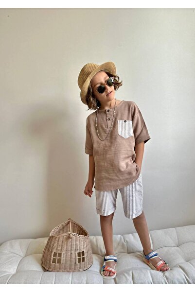 lesa kids wear بدلة للأولاد مع شورت مخطط من قماش قطني مموج