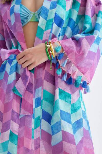 DeFacto Regular Fit Patterned Cotton Kimono-Fall in Love Z9813Az24Sm