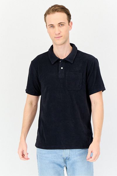 GAP Men Spread Neck Short Sleeves Solid Polo T-Shirt, Black