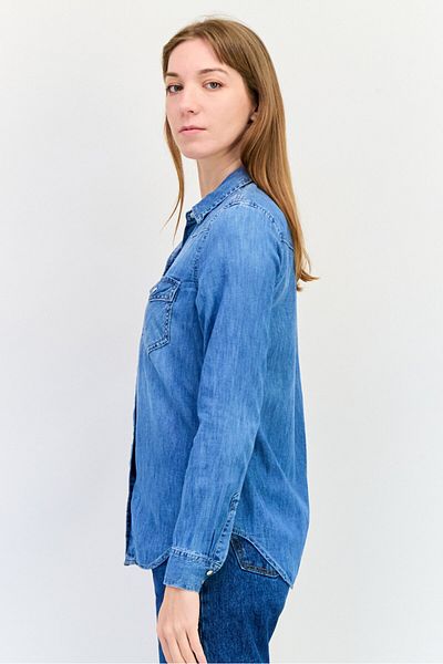 GAP Women Spread Collar Long Sleeve Washed Shirt, Blue