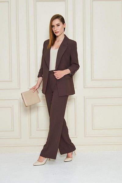 LOVELF Short Sleeve Nickel Button Crepe Suit Brown