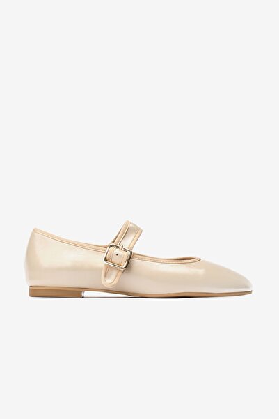 Seniorah Beige Skin Buckle Detailed Thick Banded Women's Ballerinas