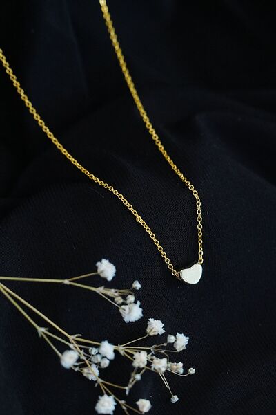 CEKAVE Heart Necklace Without Stone Gold Color