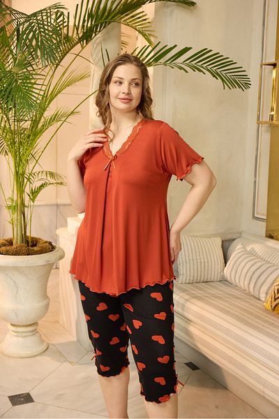 Miss Meryem Tile Ring Viscose Lace Detailed Short Sleeve Plus Size Capri Pajama Set
